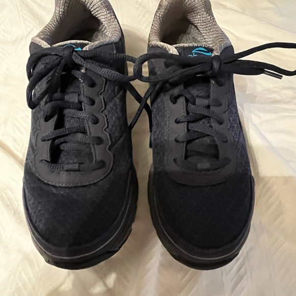 NWOB Abeo Allbirds Pro Sneakers - Picture 13 of 13